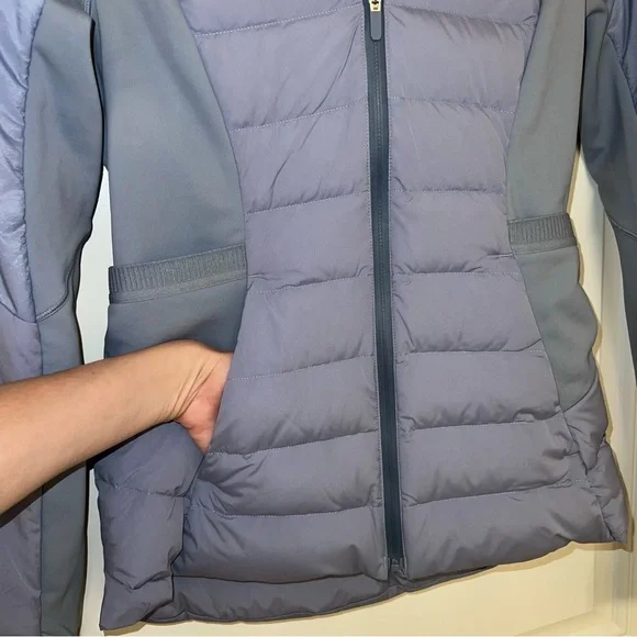 Lululemon Down For It All Jacket 💜 Rare Blue/Purple - Size 4 / Small - Picture 5 of 8